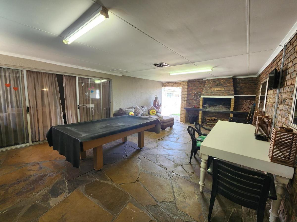 Midway Overnight Rooms Kimberley Luaran gambar